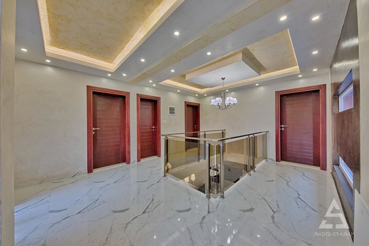 Виллы Sunny Villa with pool Добра-Вода-12